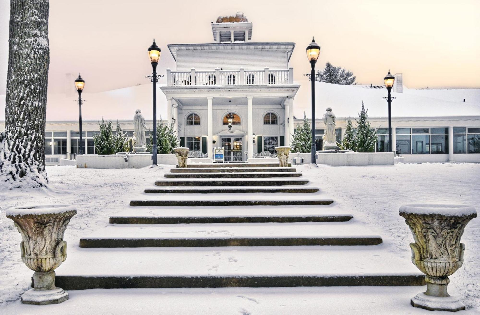 Four Seasons Island Resort Pembine Екстер'єр фото
